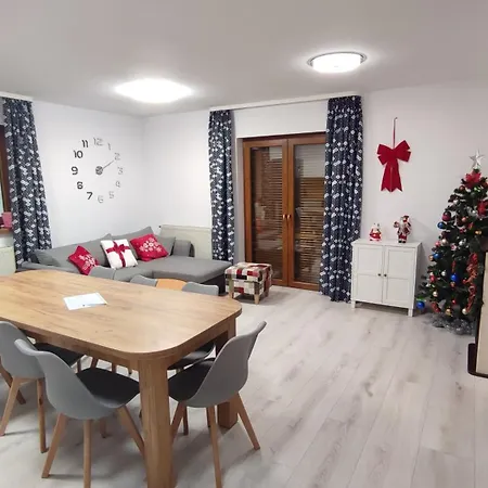 Furtka Do Lasu 度假居 斯克拉斯卡波伦巴